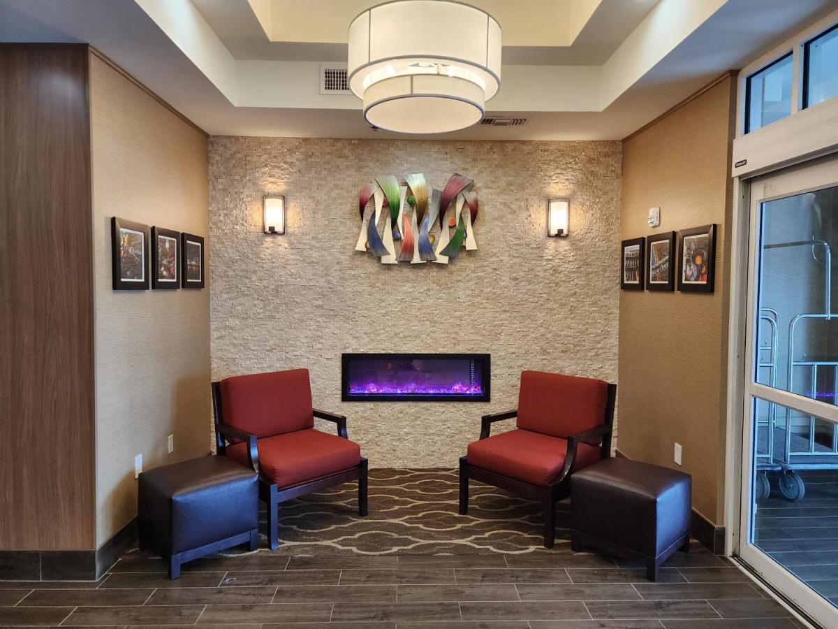 Comfort Suites New Orleans East Bagian luar foto