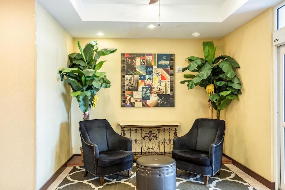Comfort Suites New Orleans East Bagian luar foto