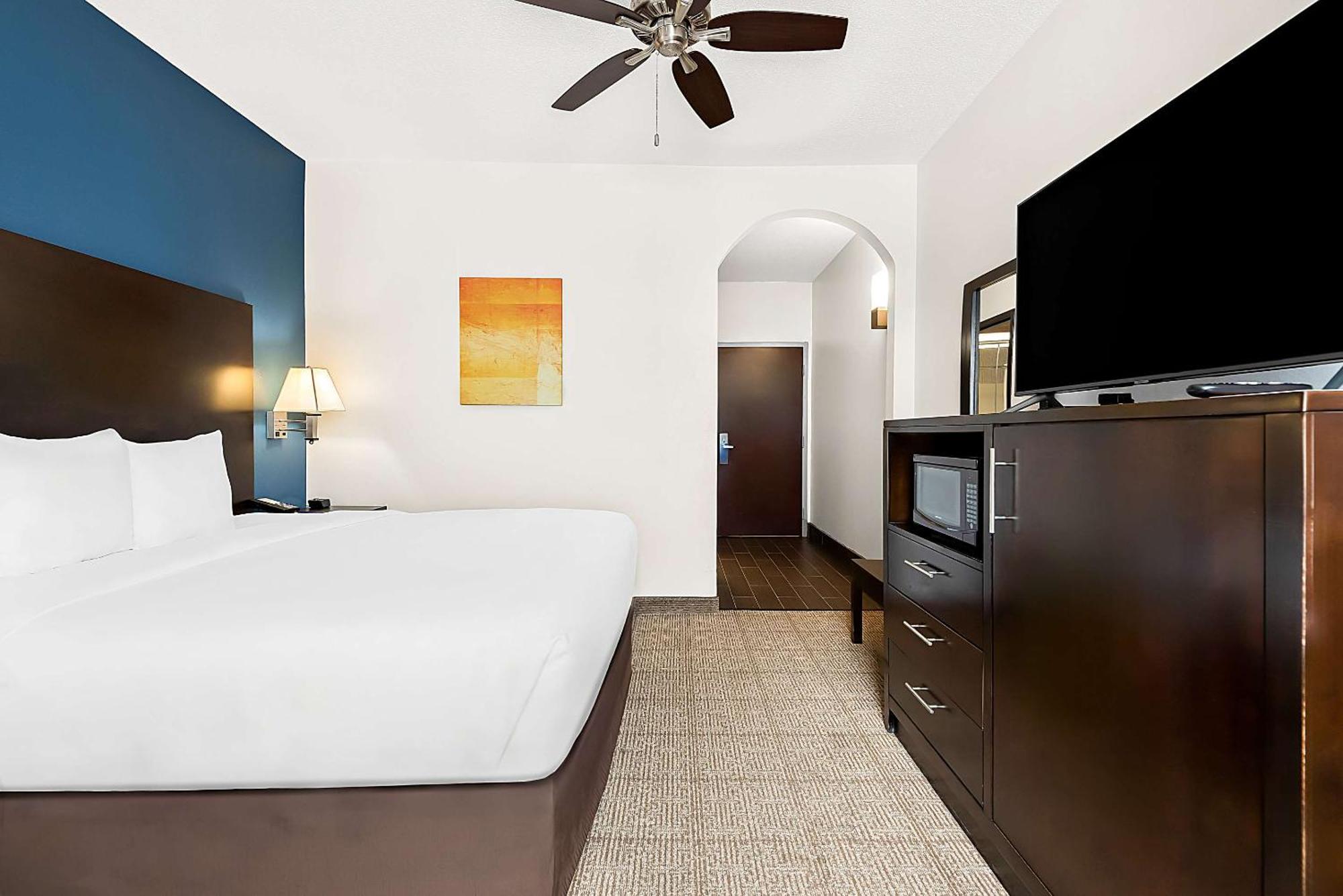 Comfort Suites New Orleans East Bagian luar foto