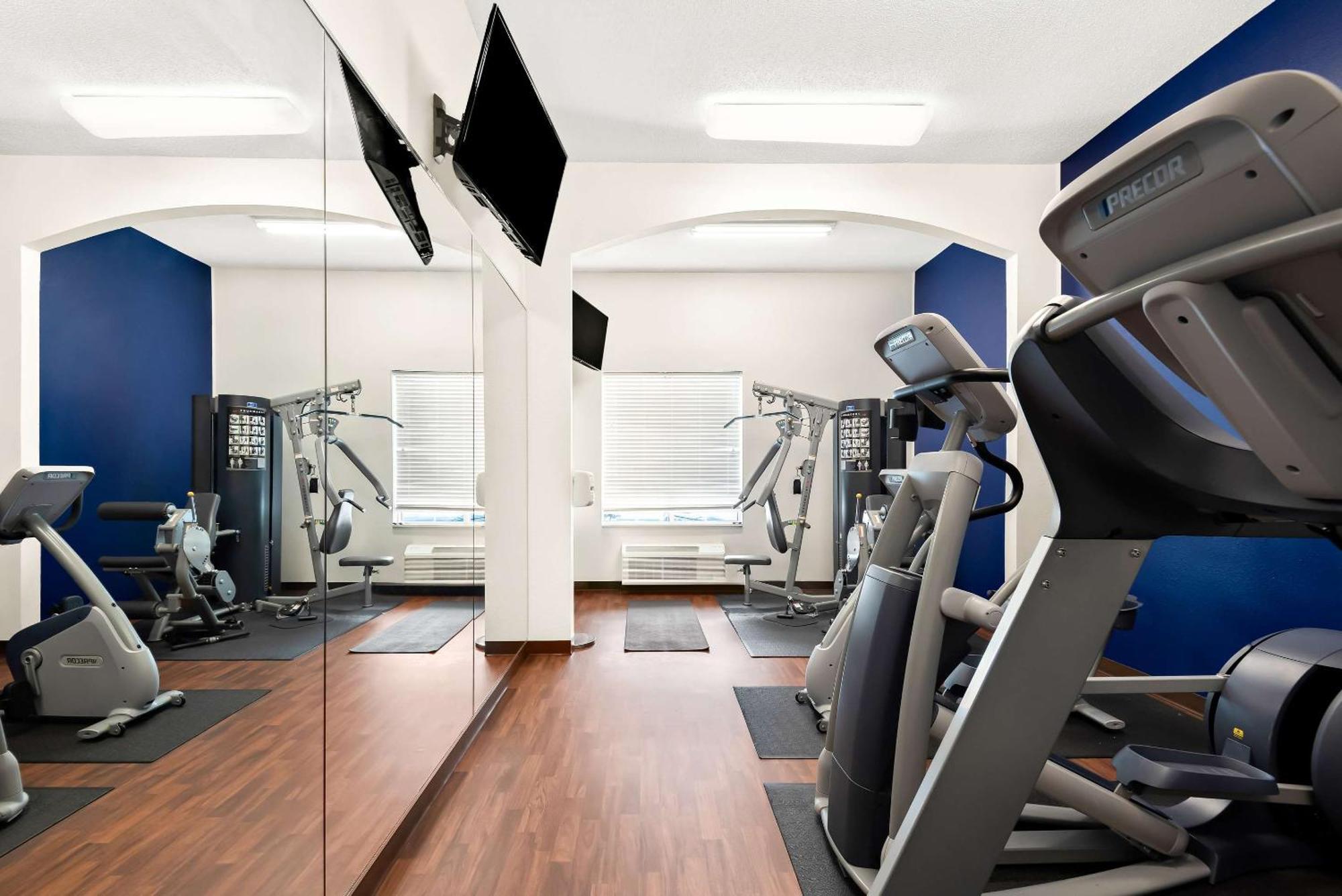 Comfort Suites New Orleans East Bagian luar foto