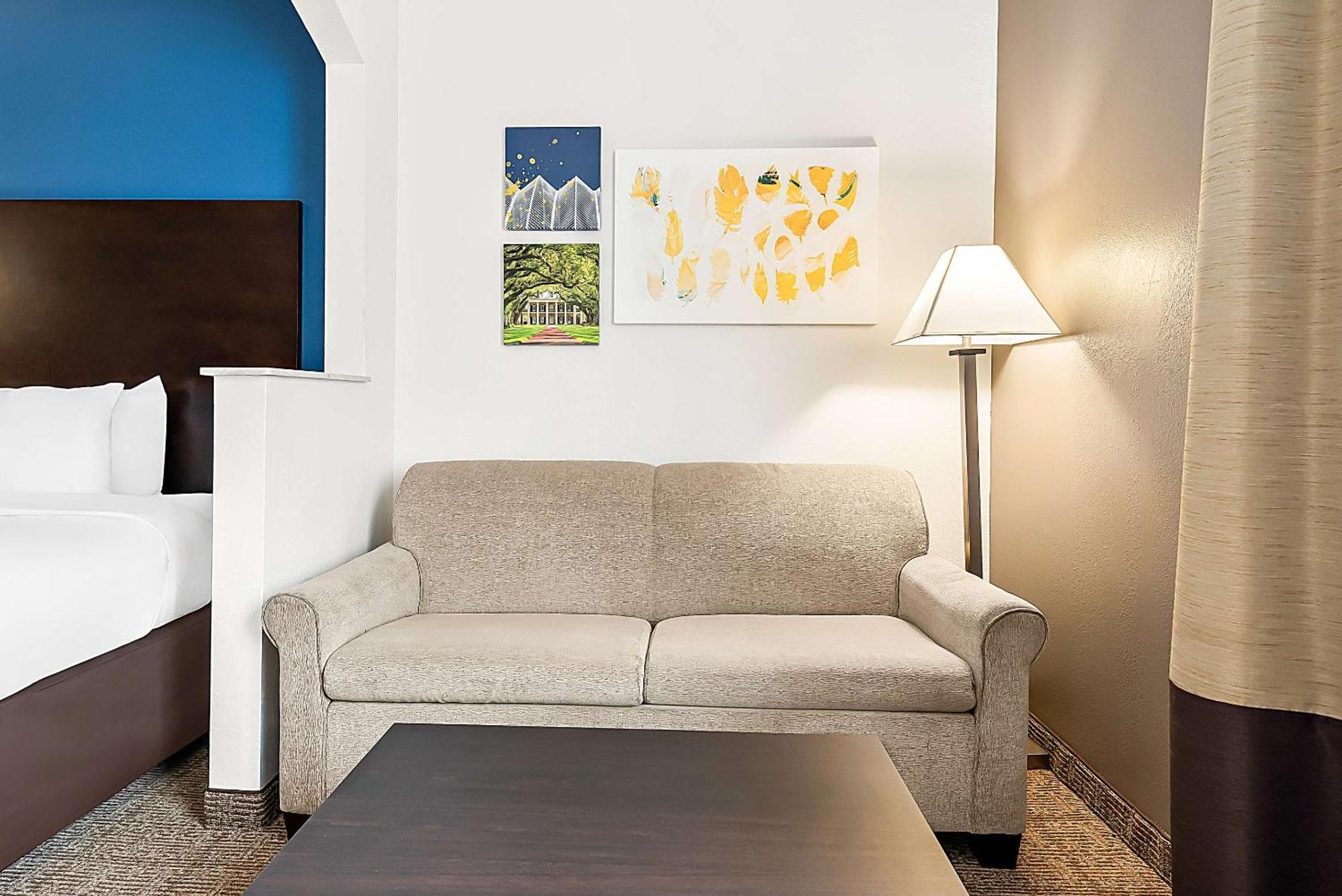 Comfort Suites New Orleans East Bagian luar foto