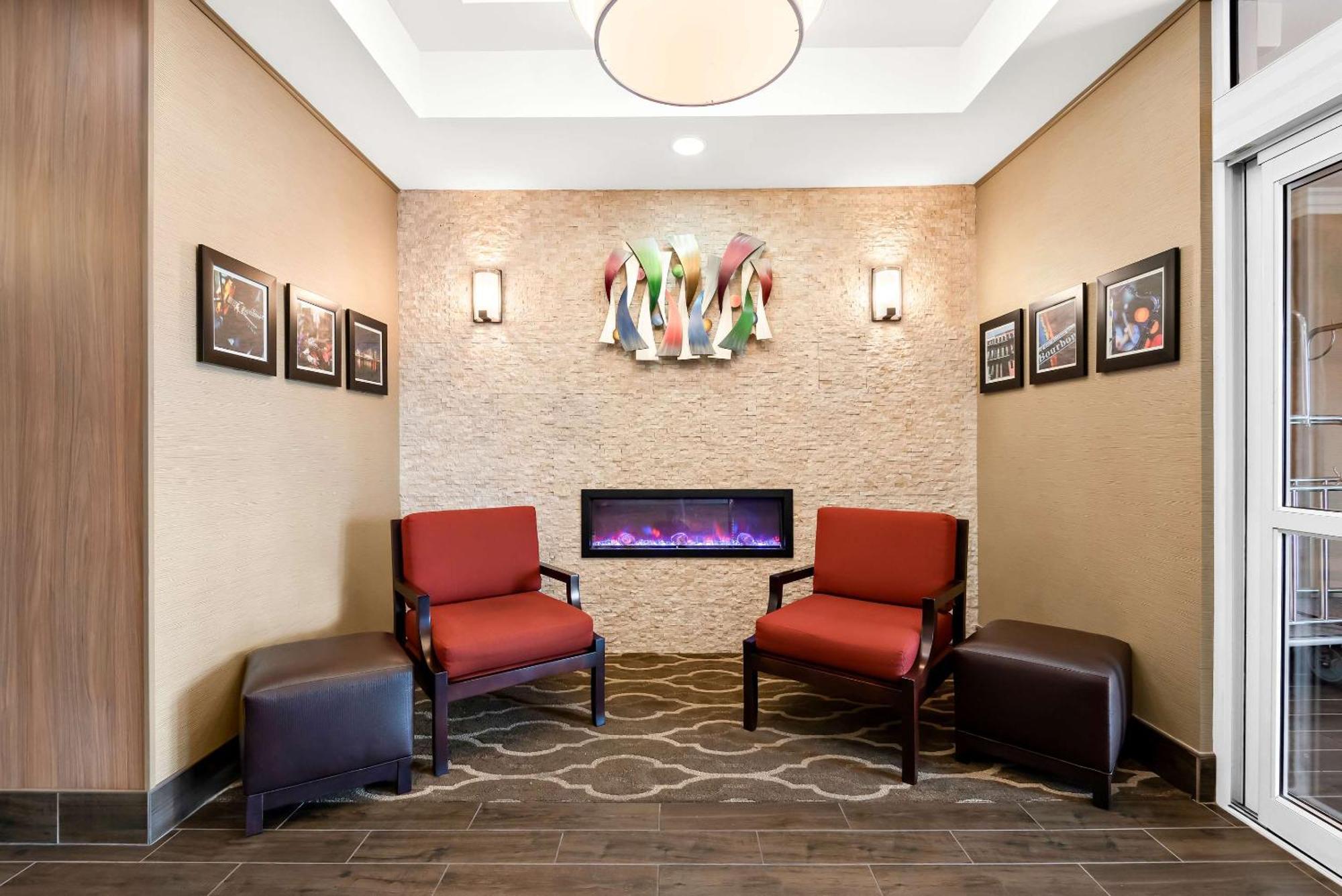 Comfort Suites New Orleans East Bagian luar foto